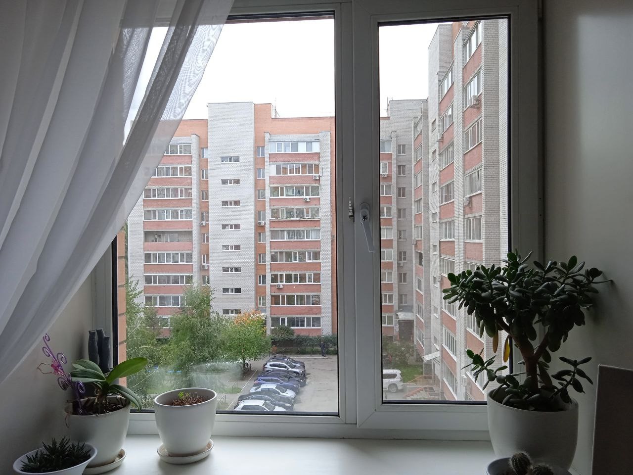 Окна для квартиры KBE